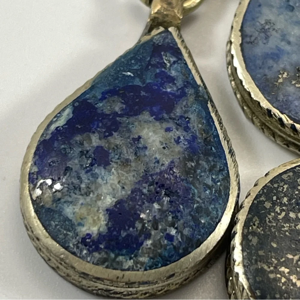 VINTAGE TRIBAL AFGAN 1970'S LAPIS LAZULI SILVER TONE NECKLACE WITH TEAR DROPS